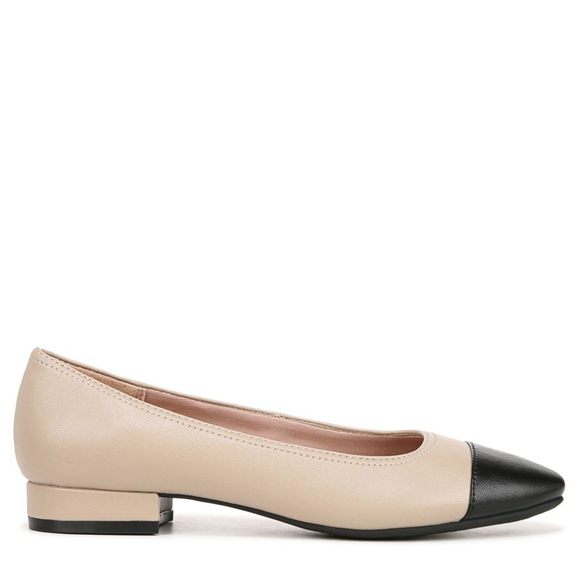 Cameo 3 Flat