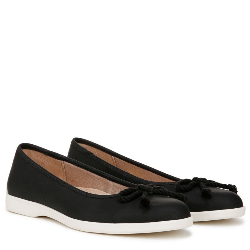 Maura Flat