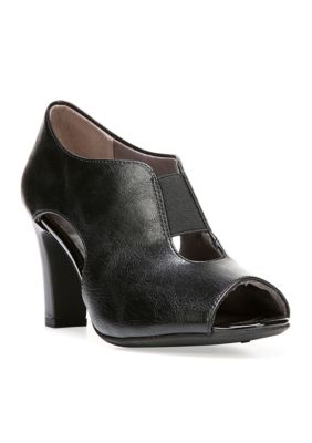 belk womens pumps