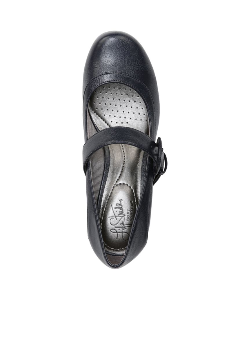 Mary Jane Pump