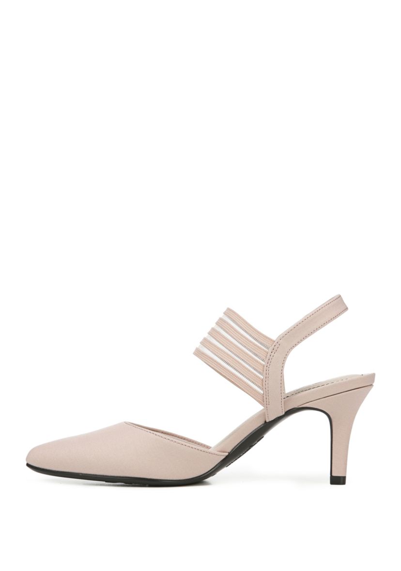 Sanya Pumps