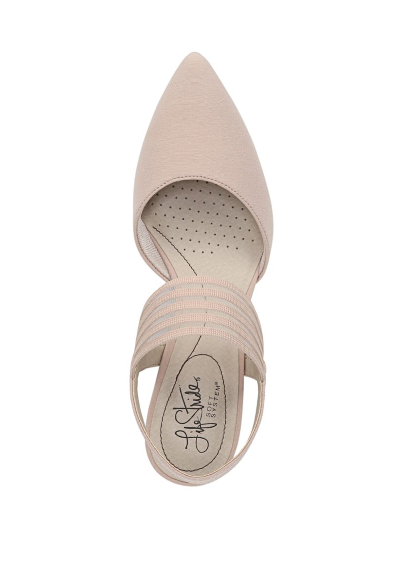 Sanya Pumps