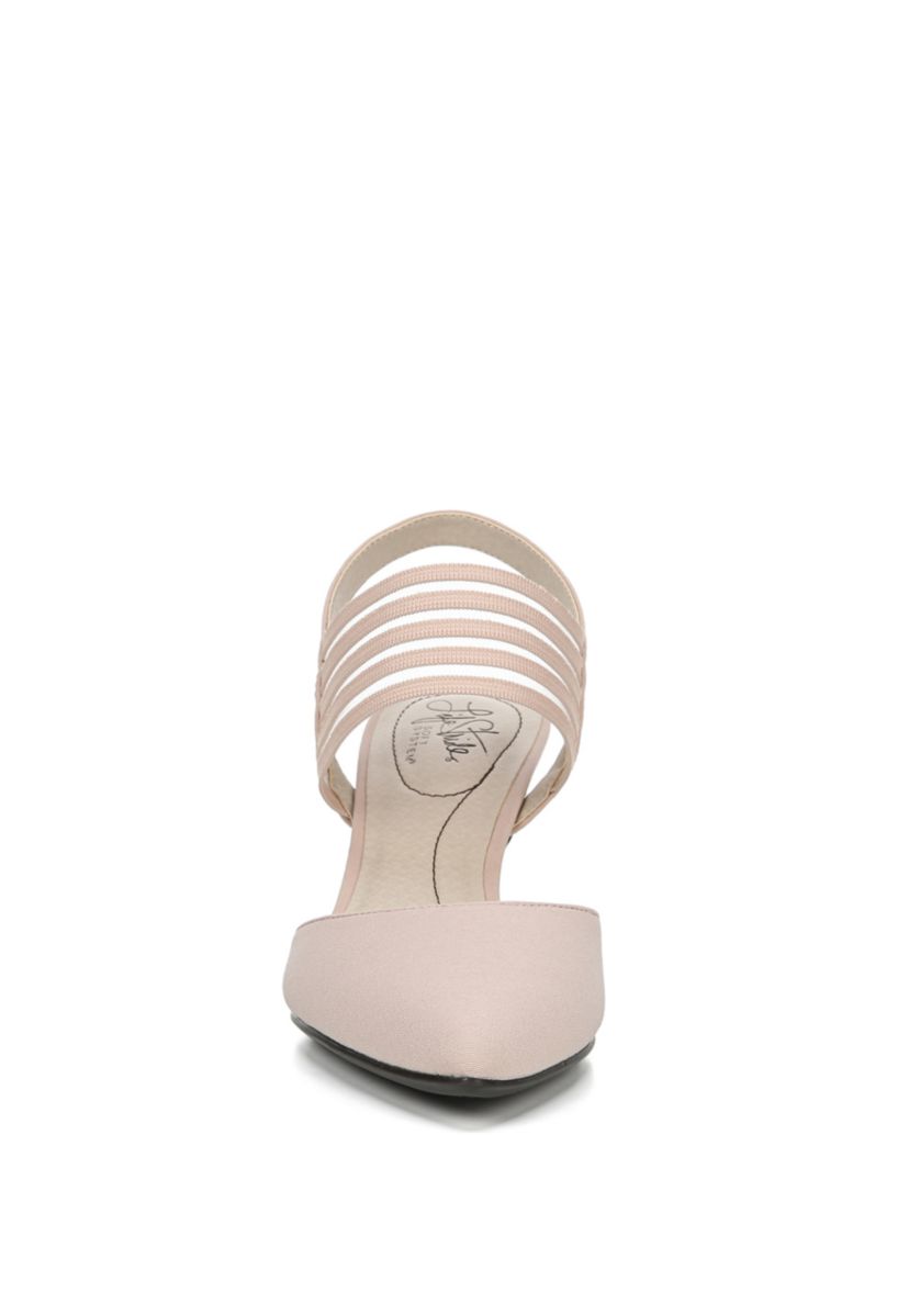Sanya Pumps
