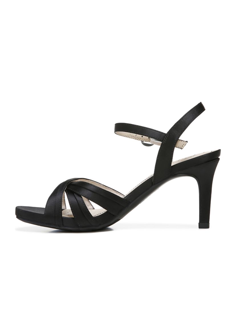 Maebree Pump