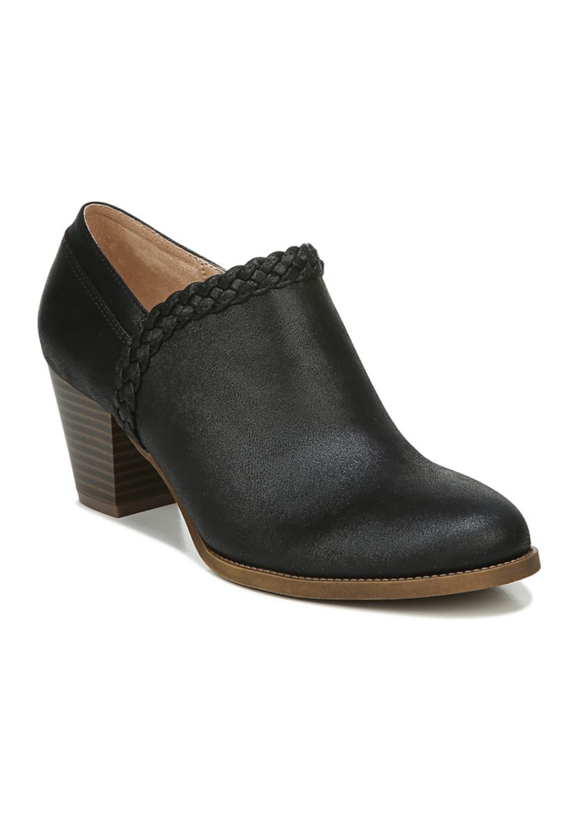 Jacinda Shooties