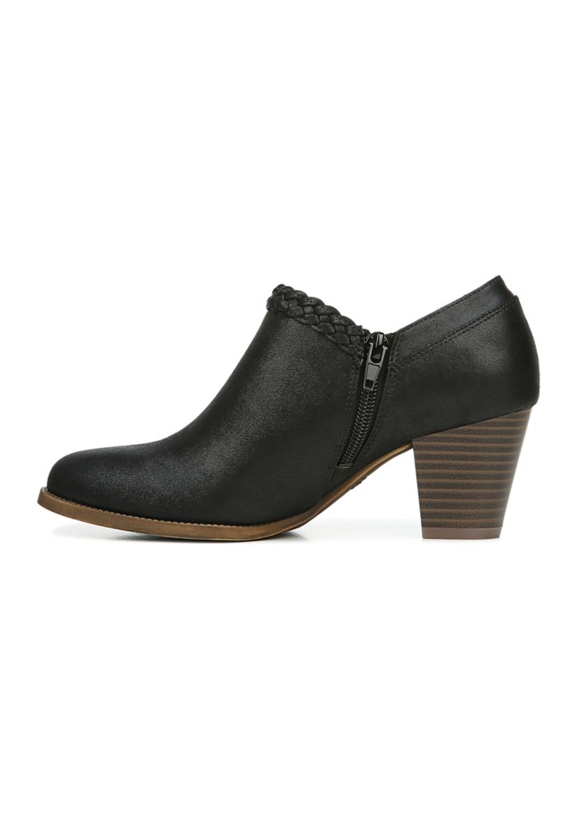 Jacinda Shooties