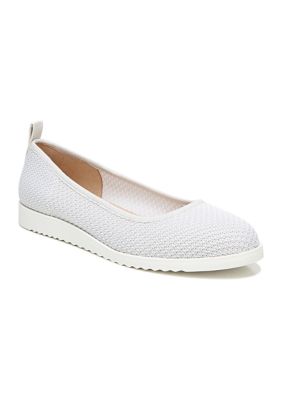 flats slip off