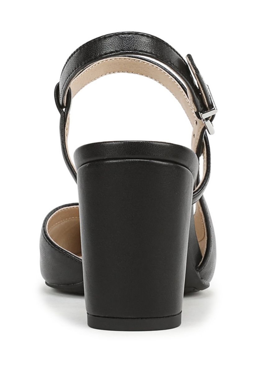 LifeStride Raelynn Split Pumps | Belk