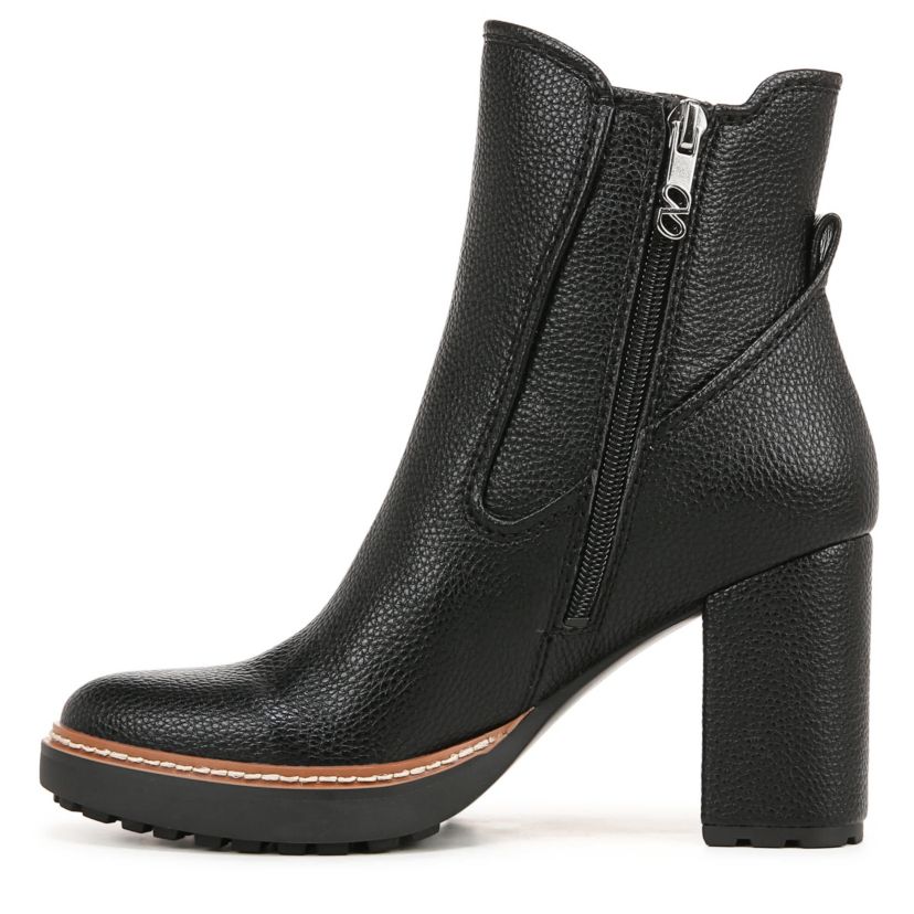 Deserve Ankle Boot