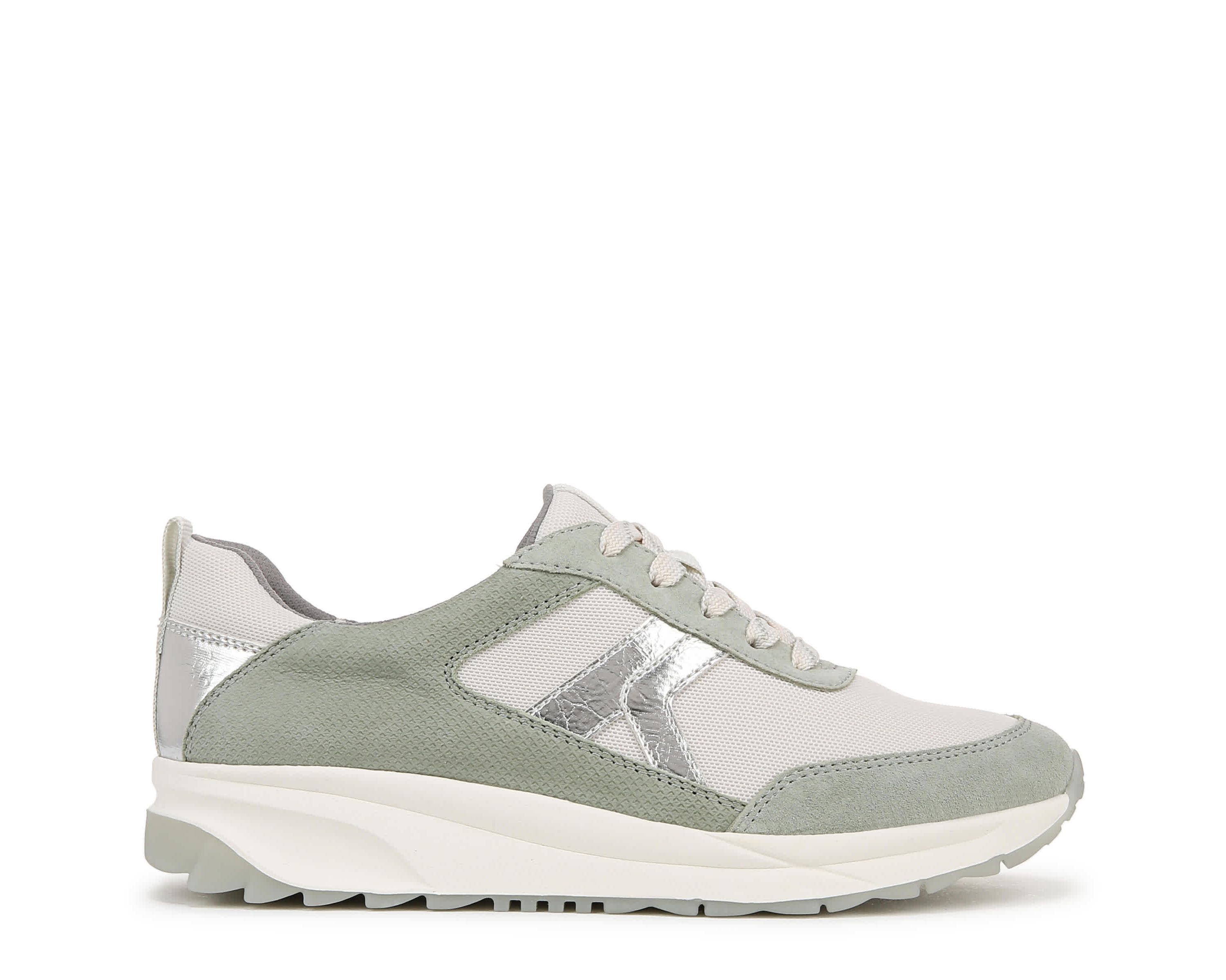 Shay Jogger Lace Up Sneaker
