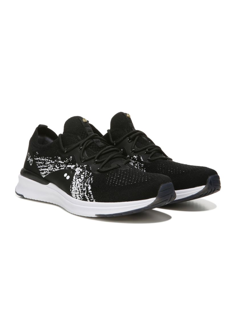 Momentum 2.0 Walking Shoe