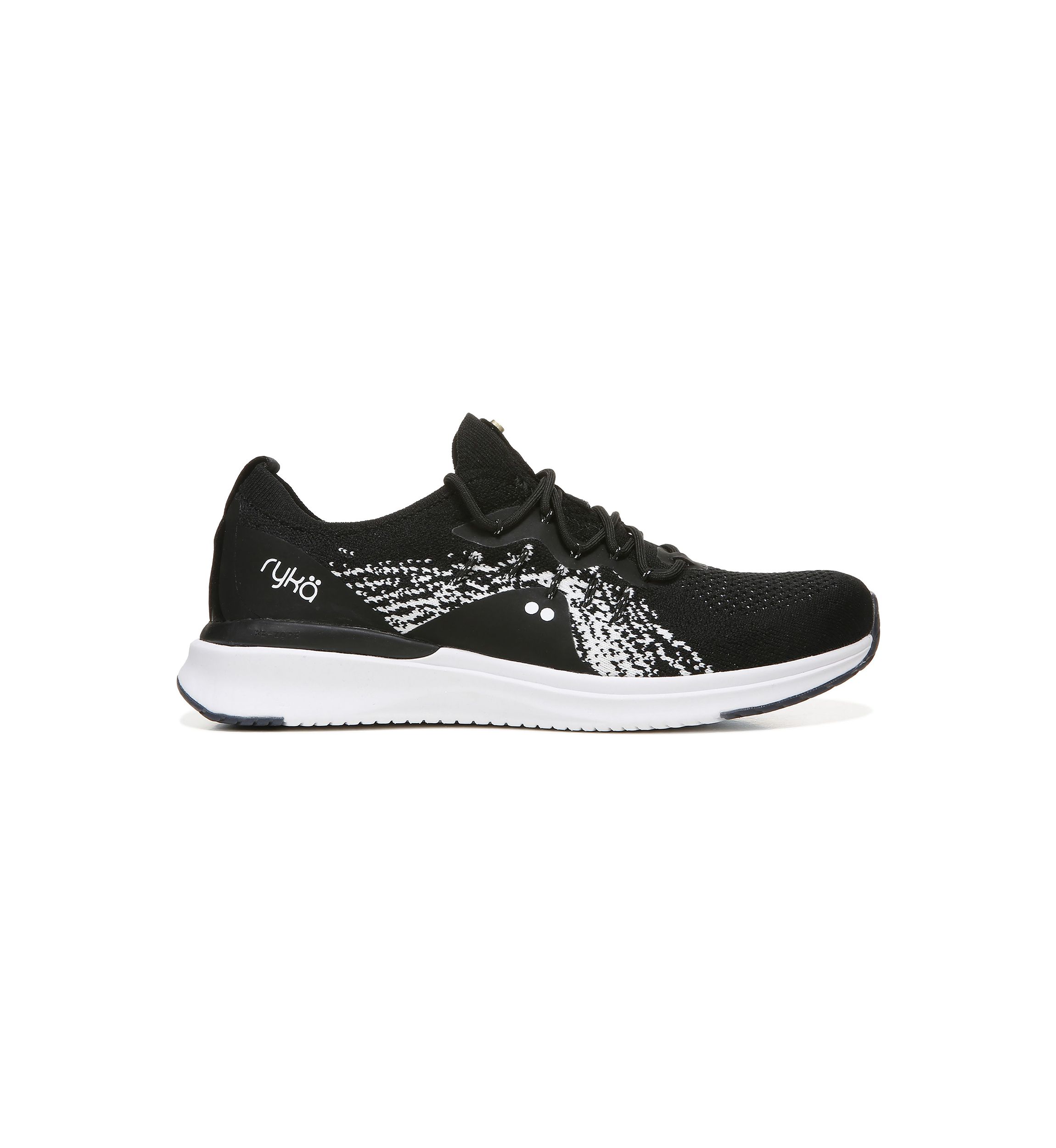 Momentum 2.0 Walking Shoe