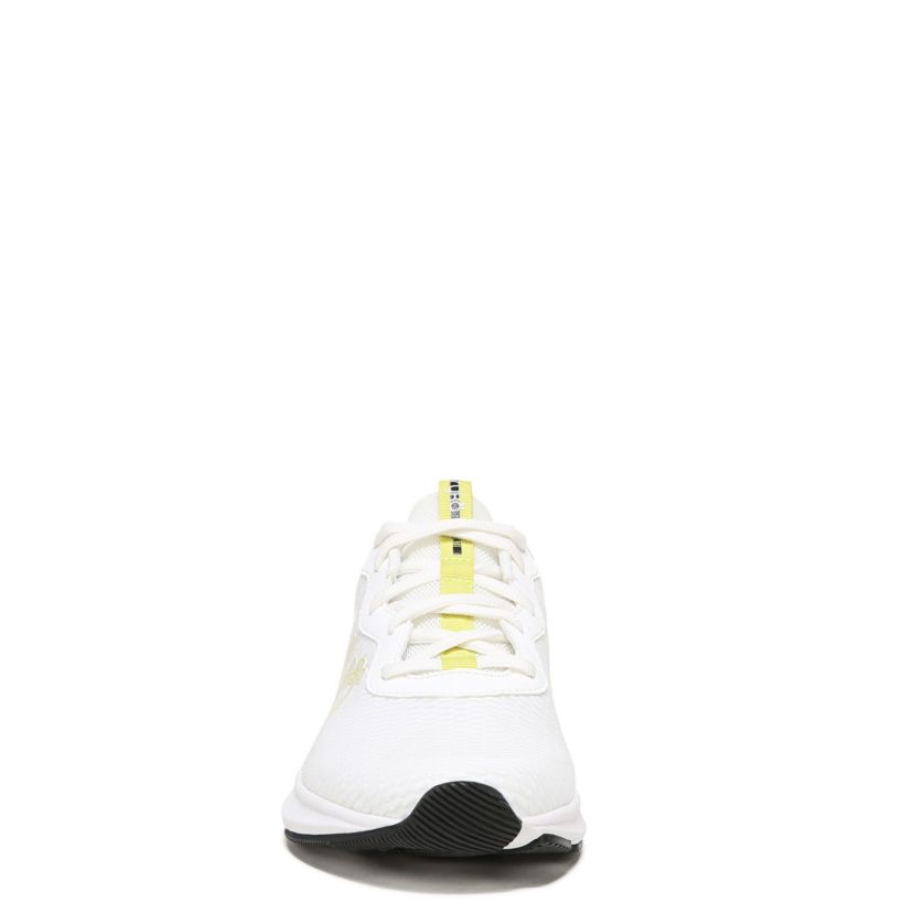 Accelerate Walking Shoe