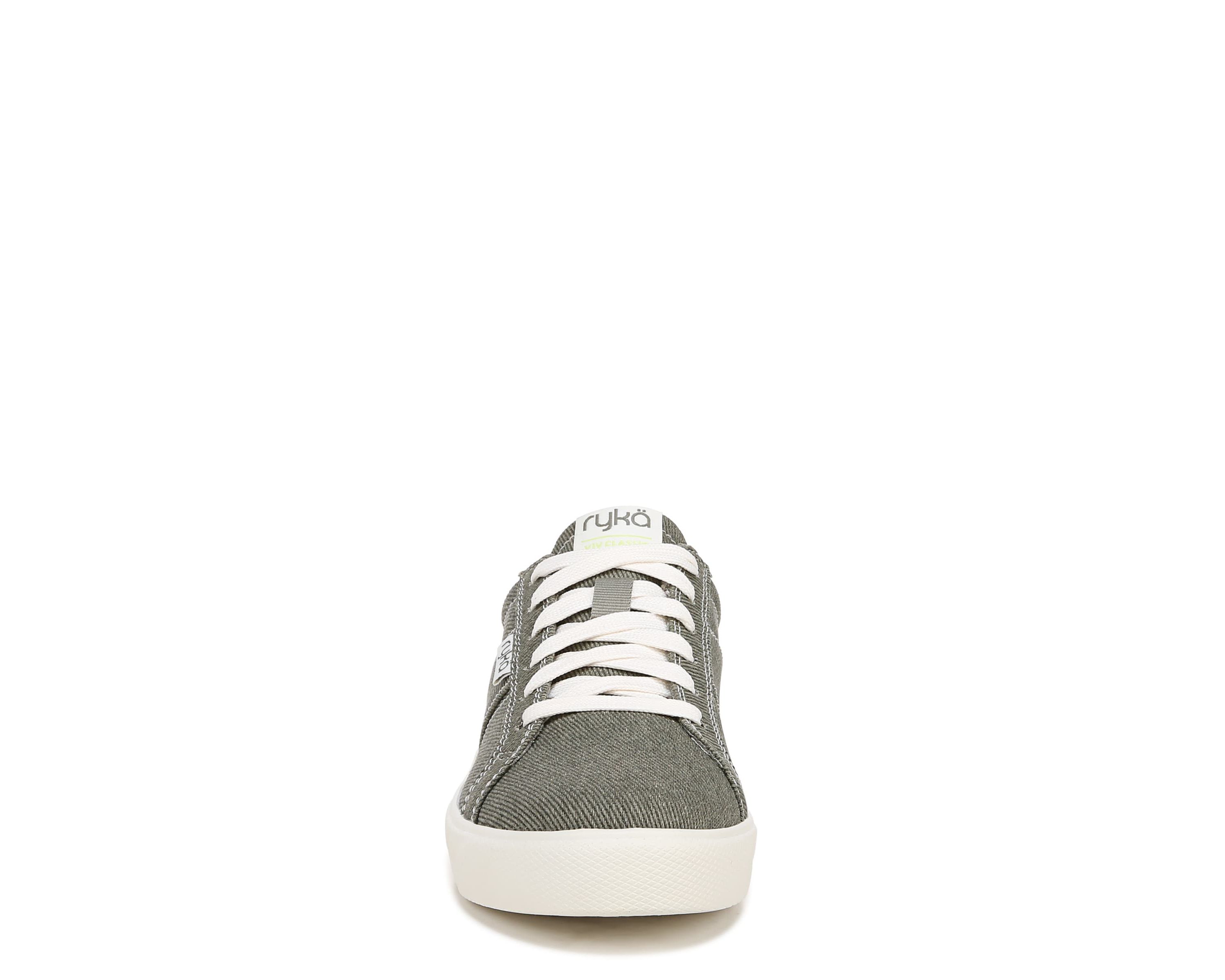 Viv Classic Sneaker