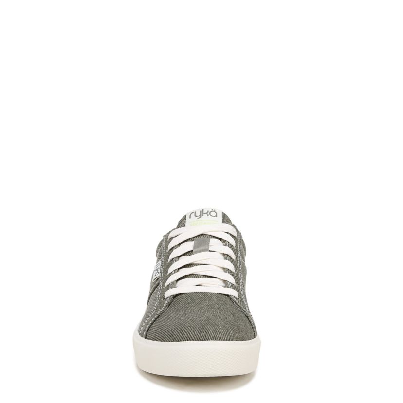 Viv Classic Sneaker