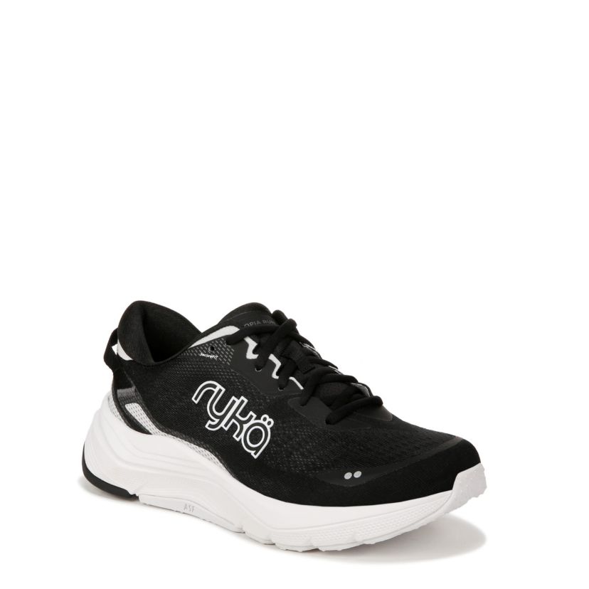 Utopia Run Running Shoe