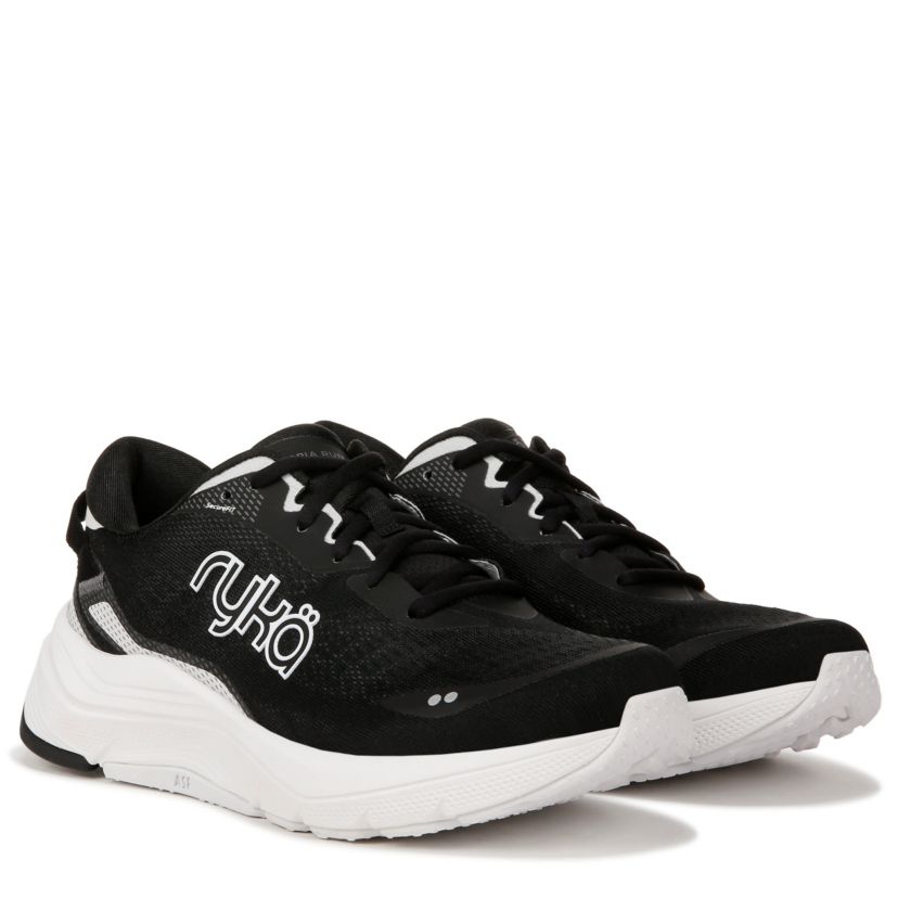 Utopia Run Running Shoe