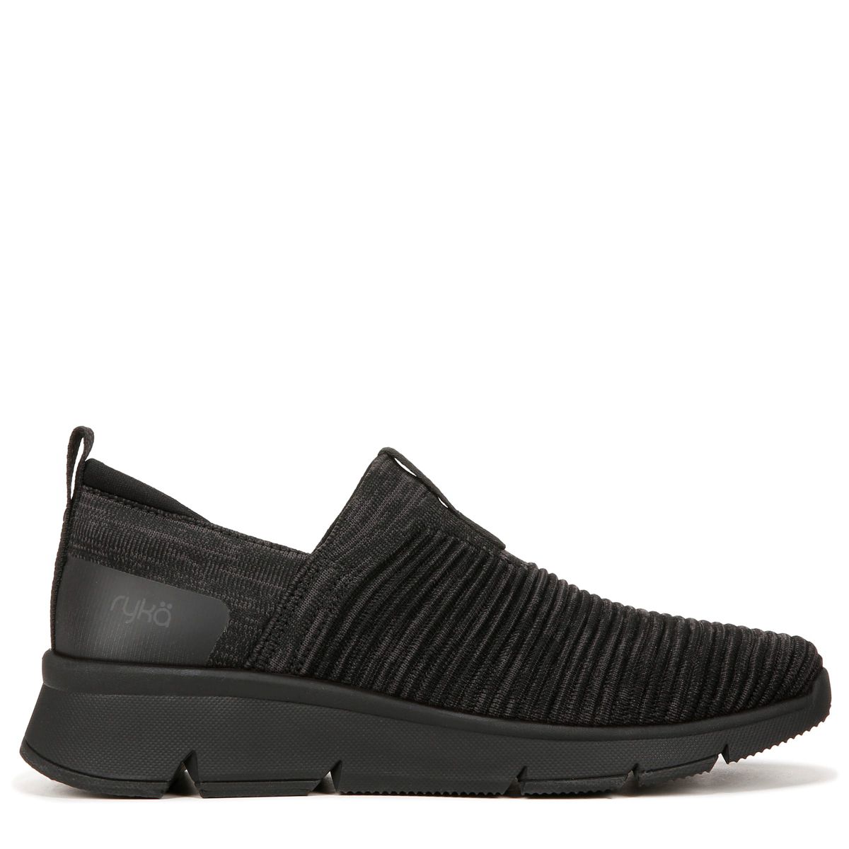 Captivate Walking Shoe