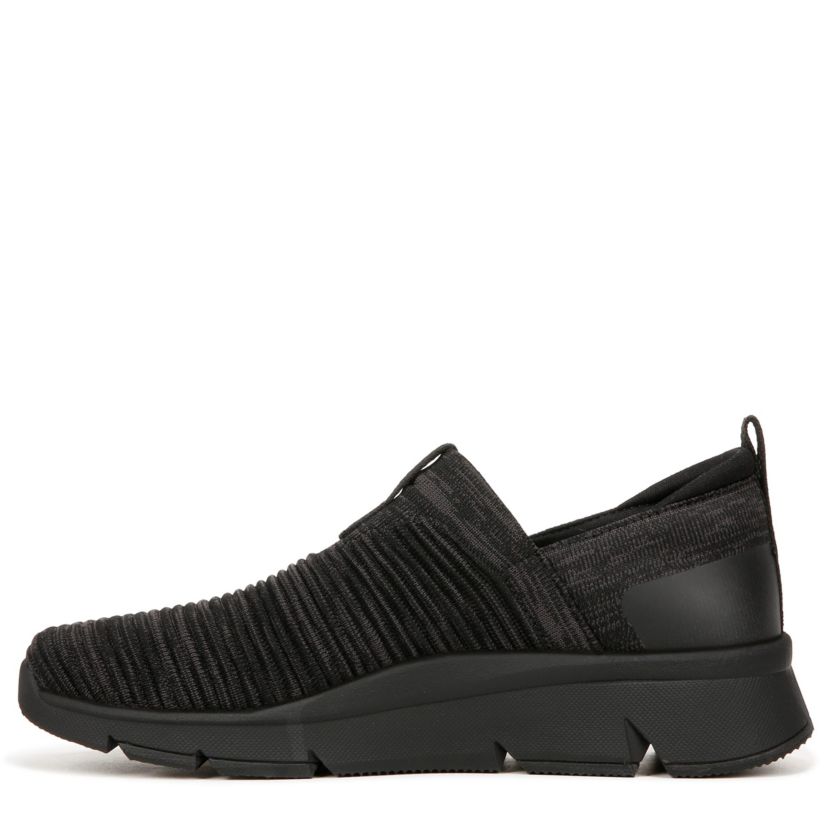 Captivate Walking Shoe