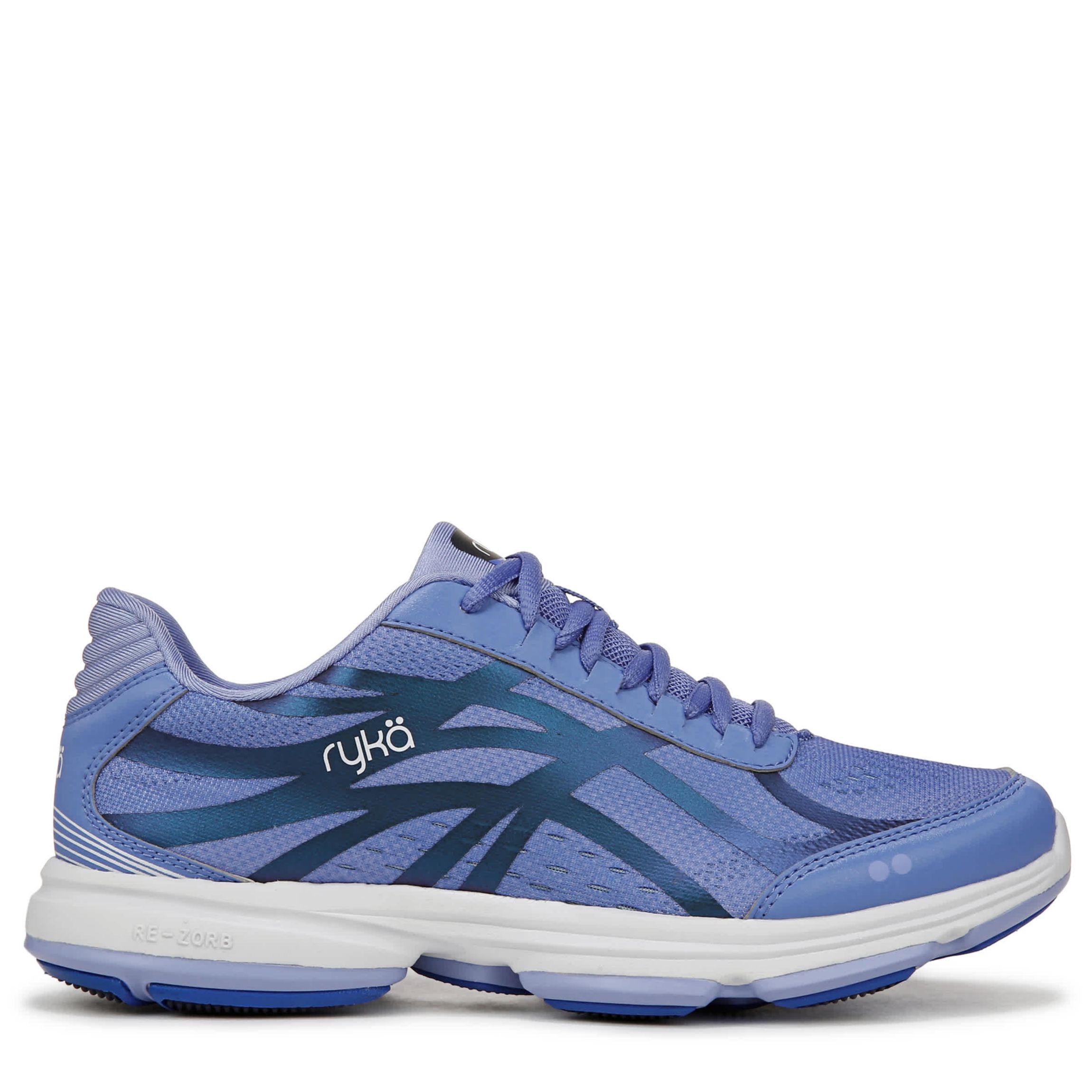 Devotion Plus 3 Walking Sneaker