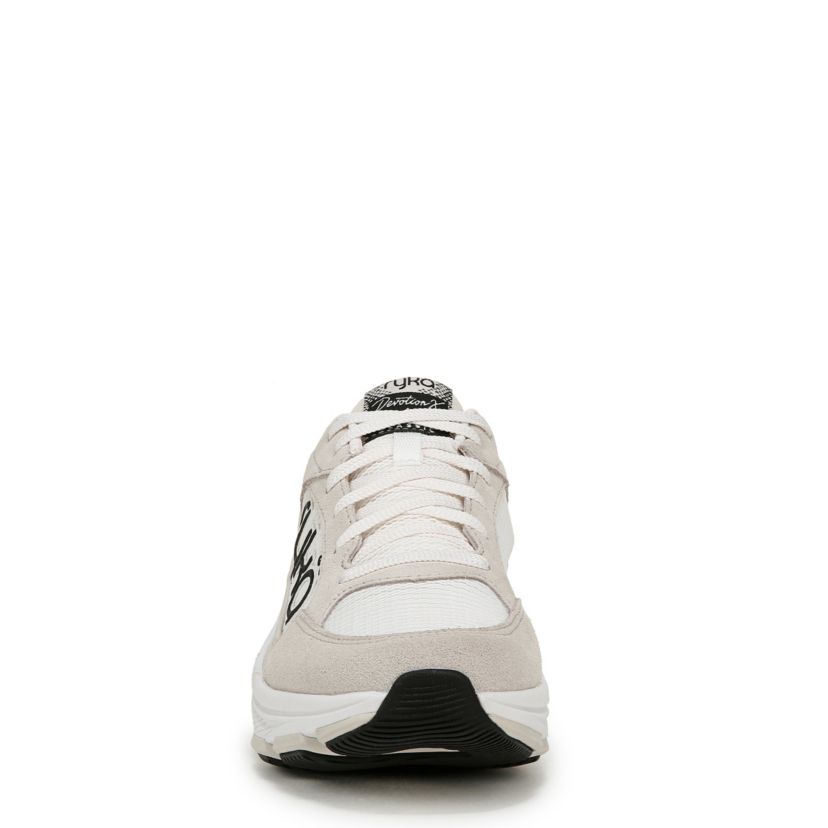 Devotion X Max Classic Walking Sneaker