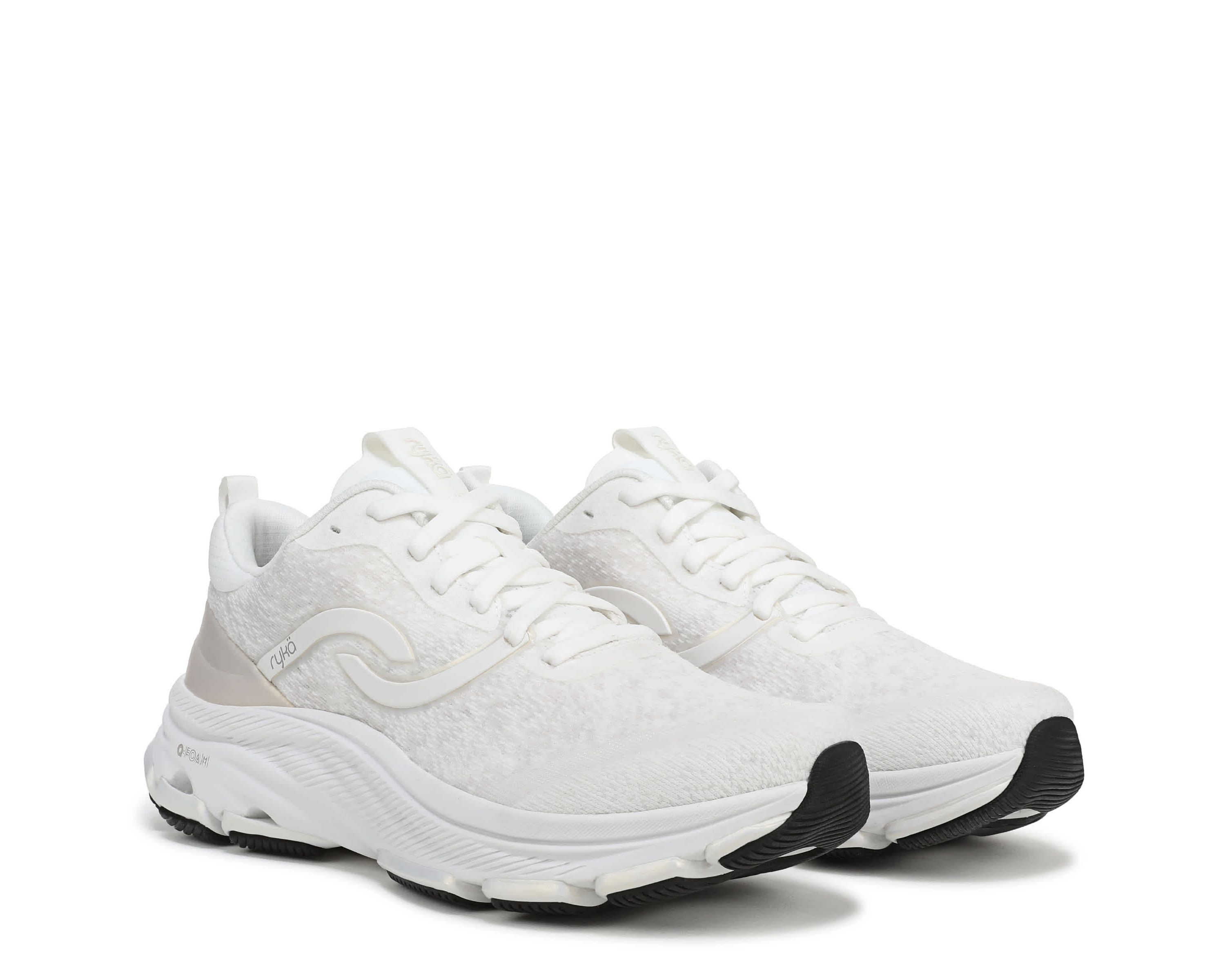 Dedicate Lx Walking Sneaker