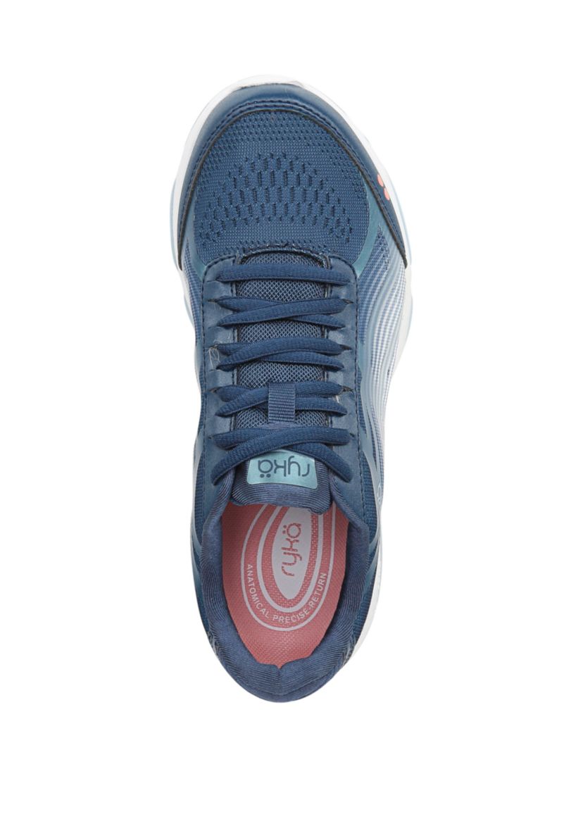 Devotion Plus 3 Walking Sneaker