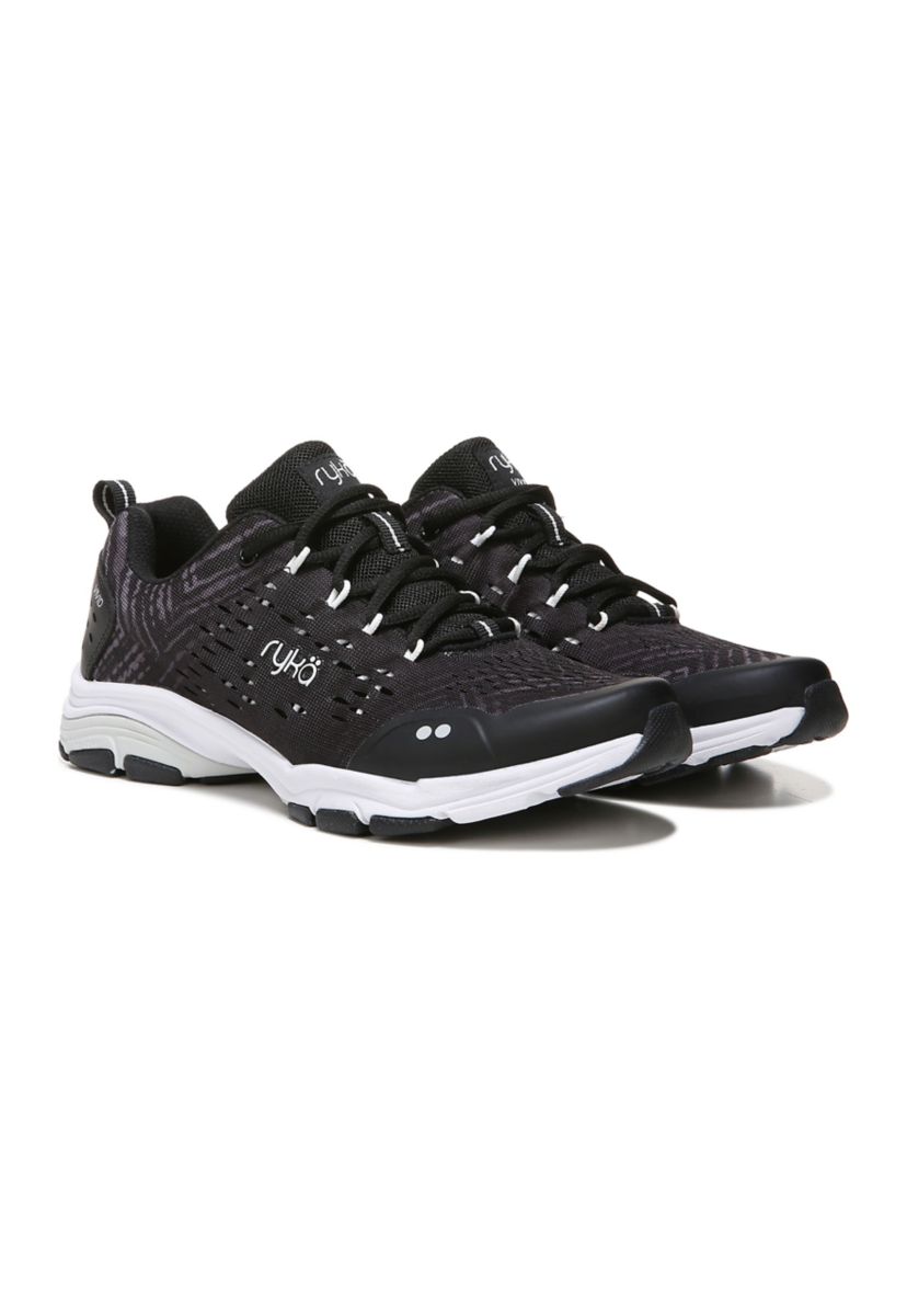 Vivid Pro Training Shoe