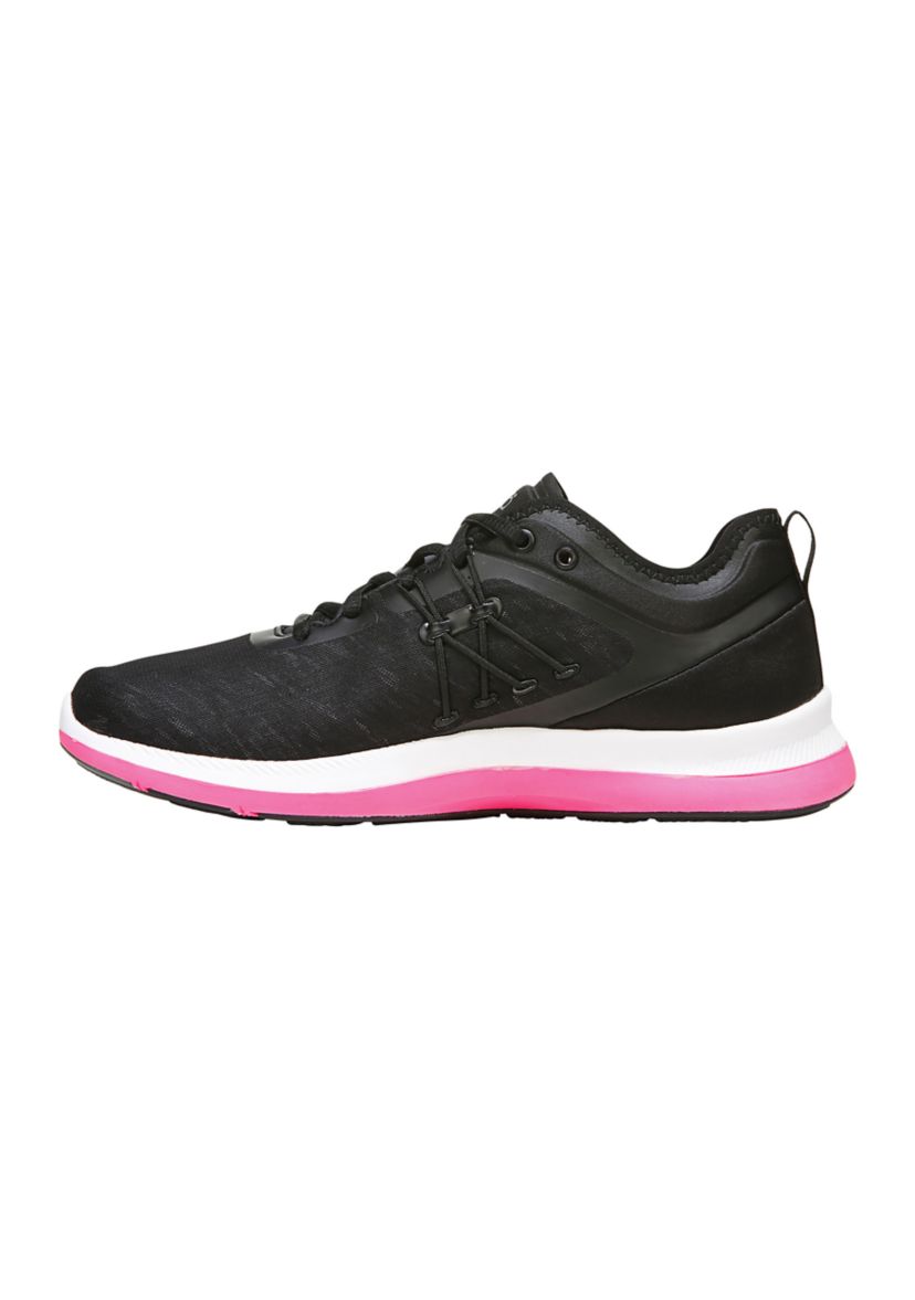 Dynamic Pro Training Sneakers