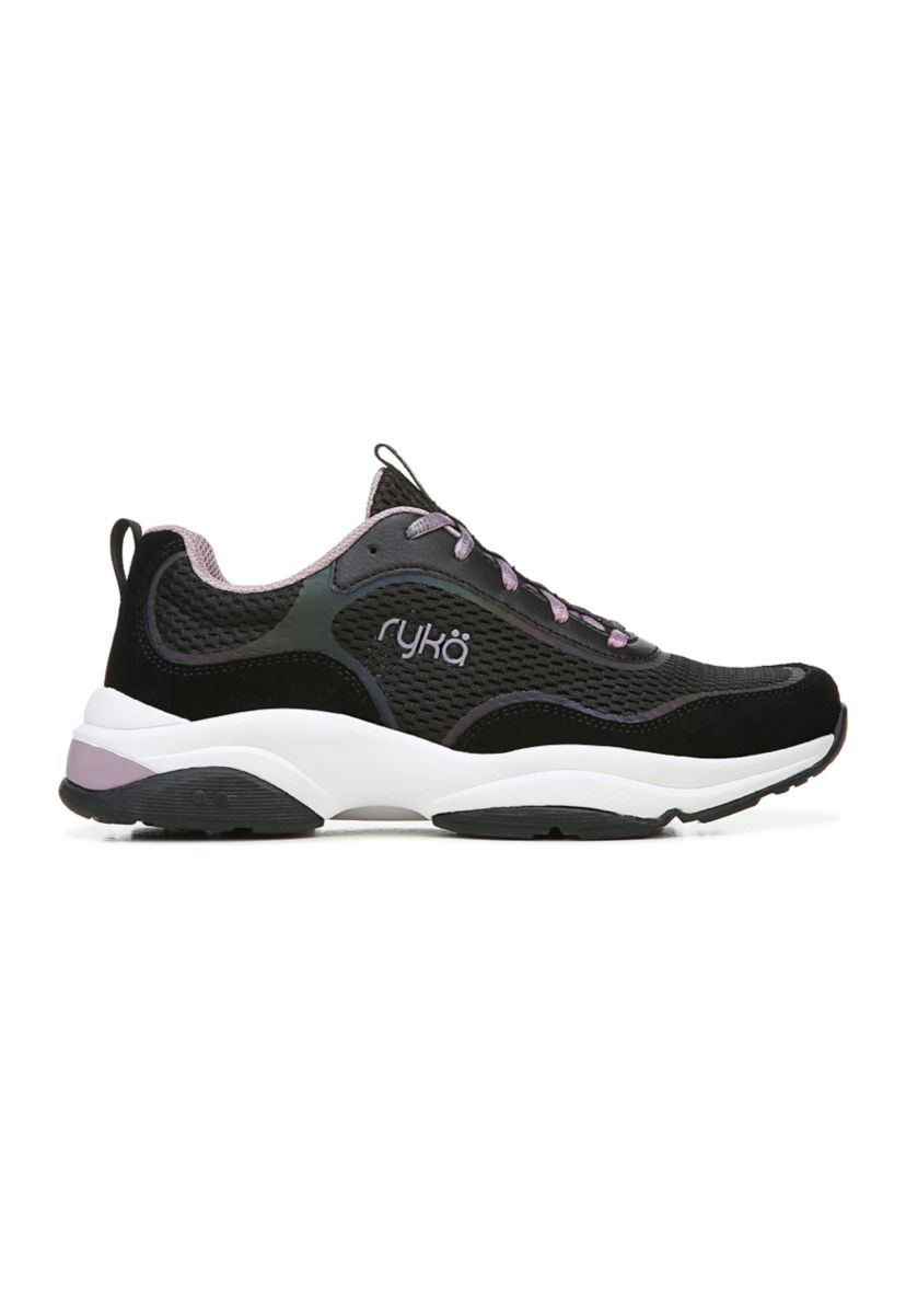 Nostalgia Walking Shoe