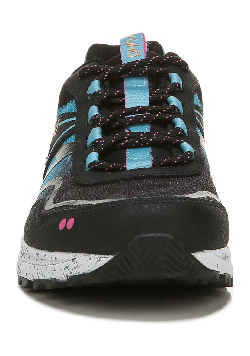 Sky Walk Trail 2 Sneaker