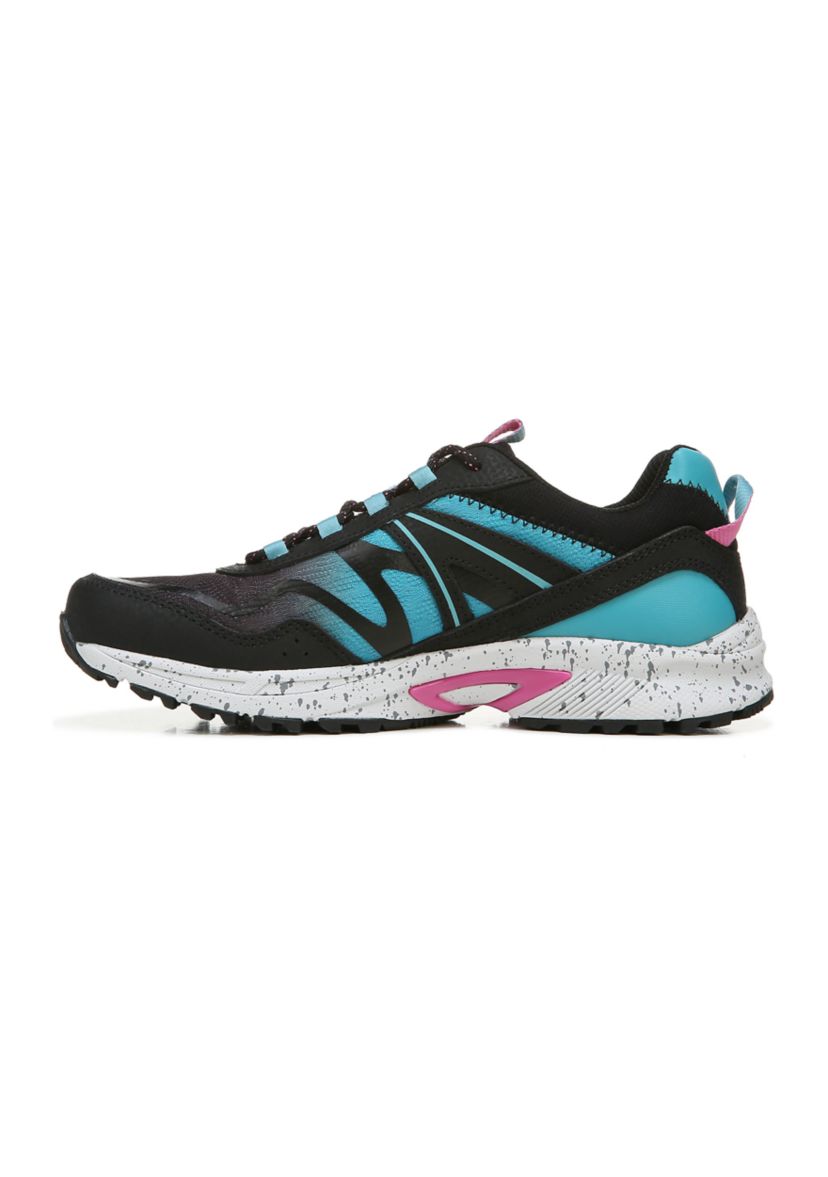 Sky Walk Trail 2 Sneaker