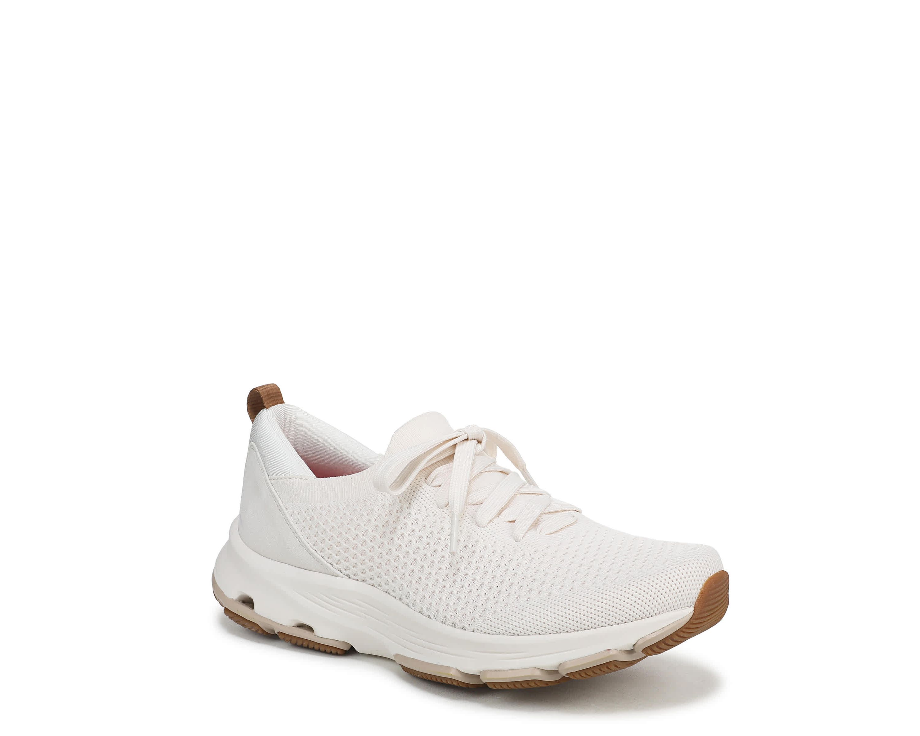 Devotion Fuse Walking Sneaker