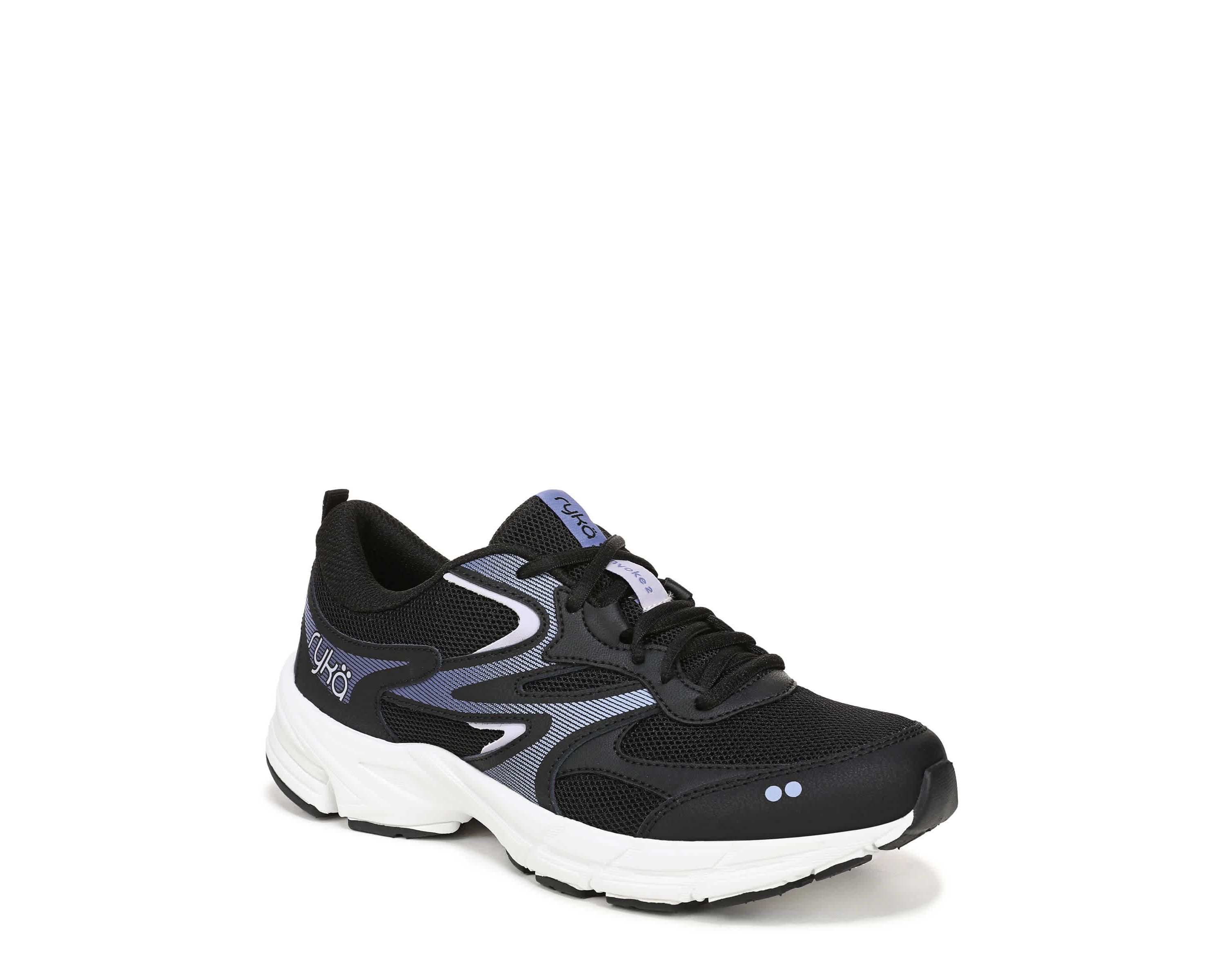Invoke 2 Walking Sneaker