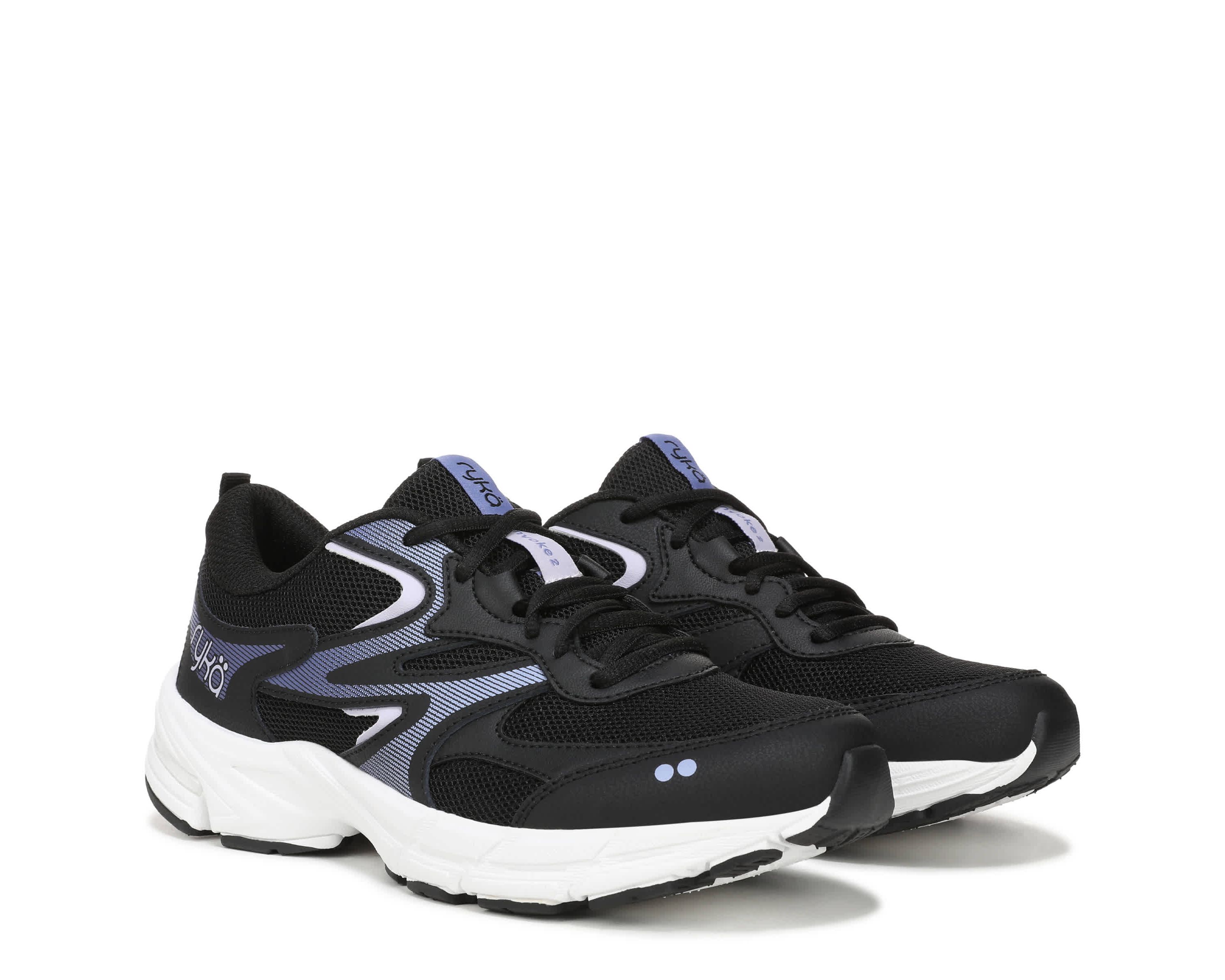 Invoke 2 Walking Sneaker