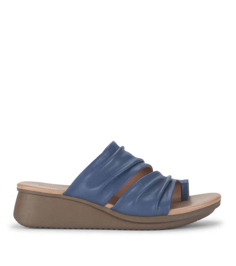Venus Slide Sandal