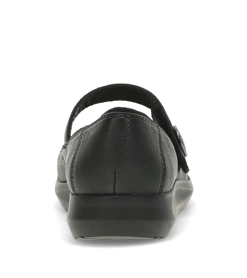 Baretraps Joesie Mary Jane Flat