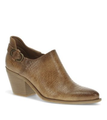 Baretraps Women's Yanah Block Heel Ankle Bootie