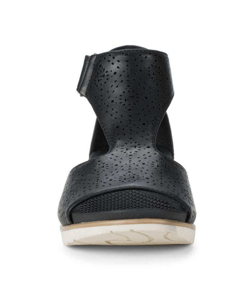 Samira Sandal