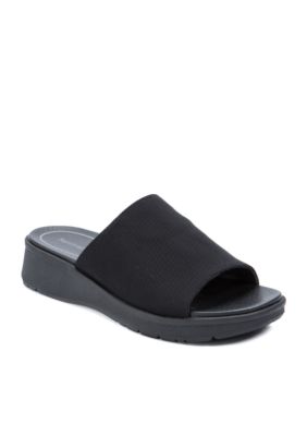 Bare trap sandals at 2024 belk