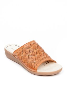 crown and ivy shoes belk