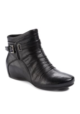 Bare traps sheigh store wedge bootie