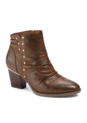 belk baretrap shoes