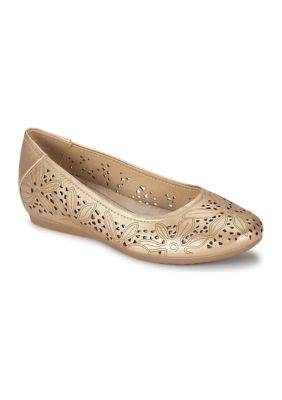 Bare trap best sale shoes at belk
