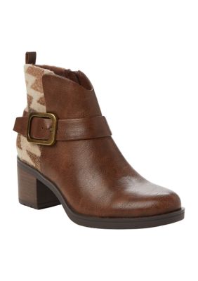 Belk bare outlet trap boots