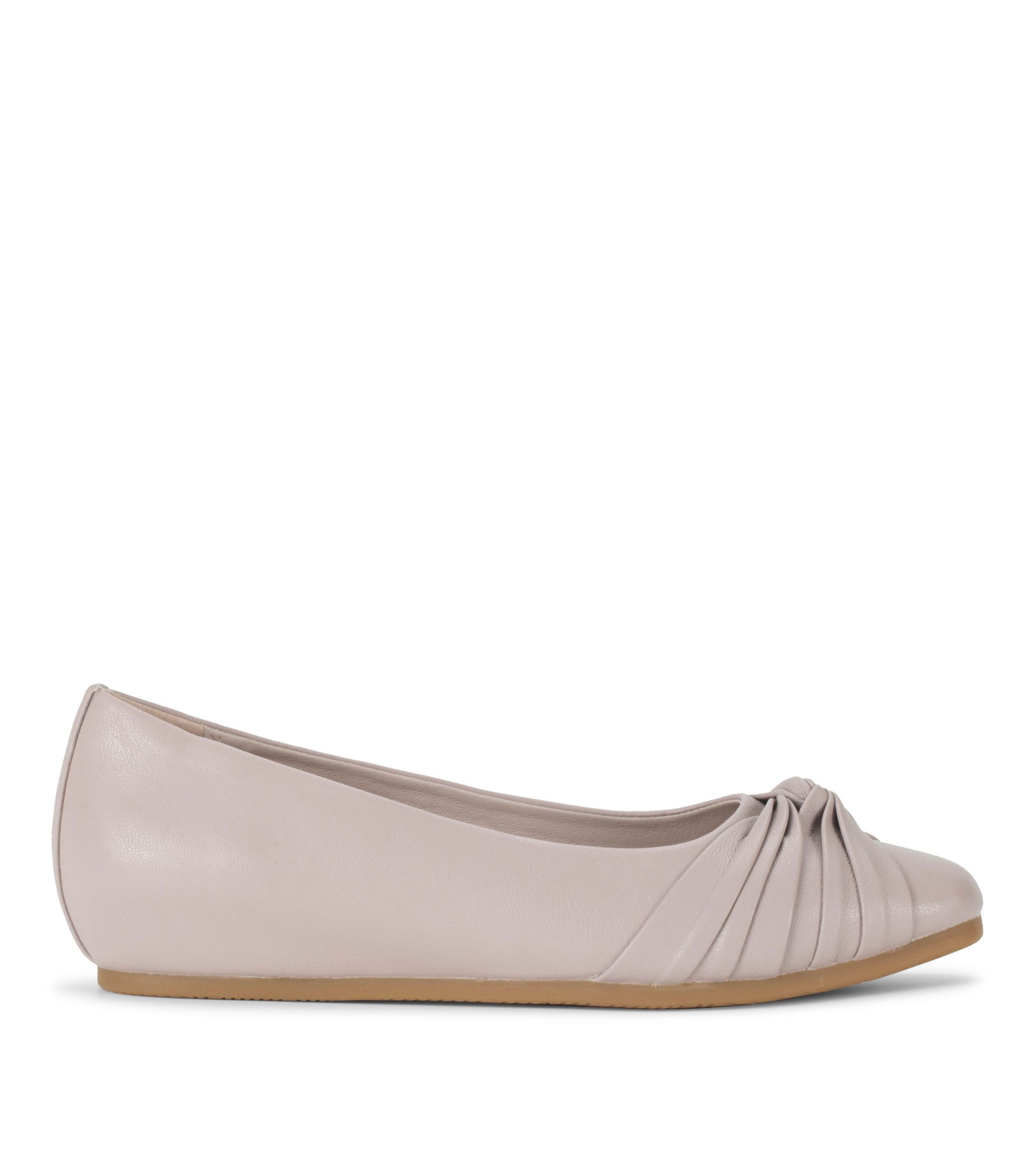 Chainey Casual Flat