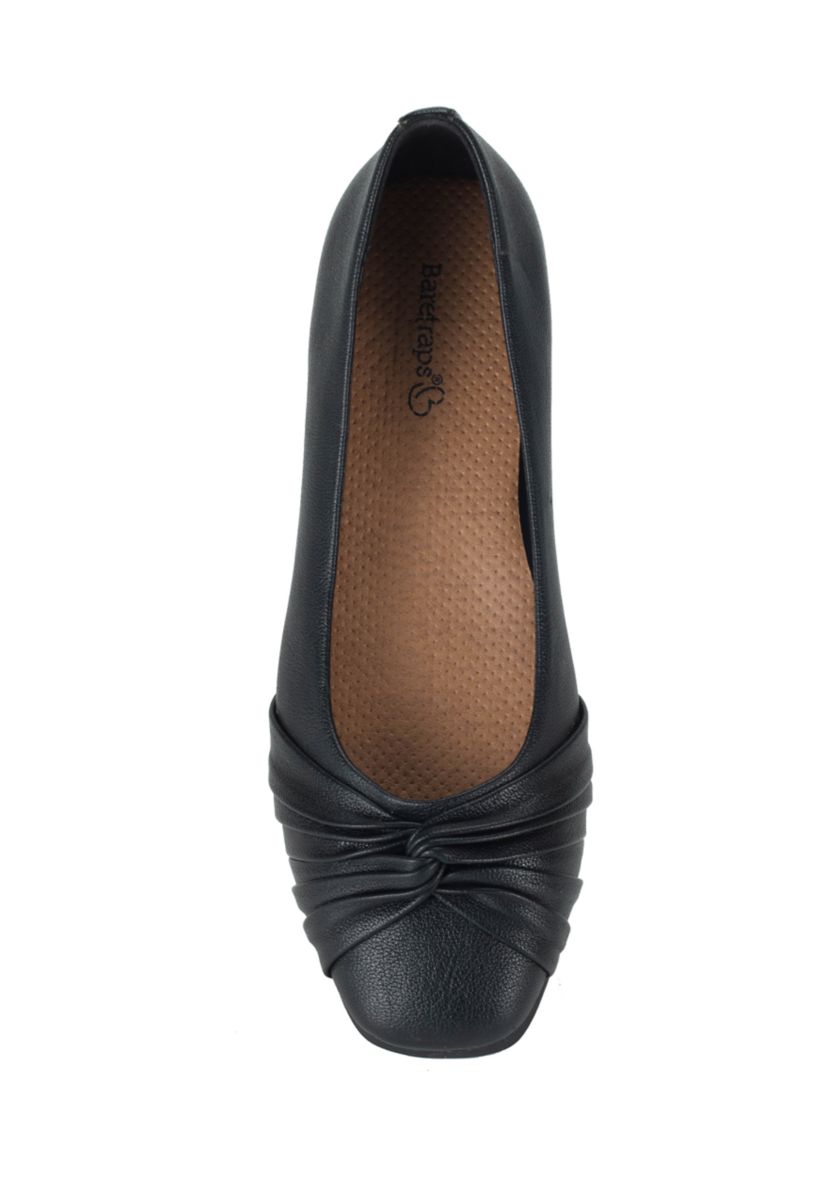 Chainey Casual Flats