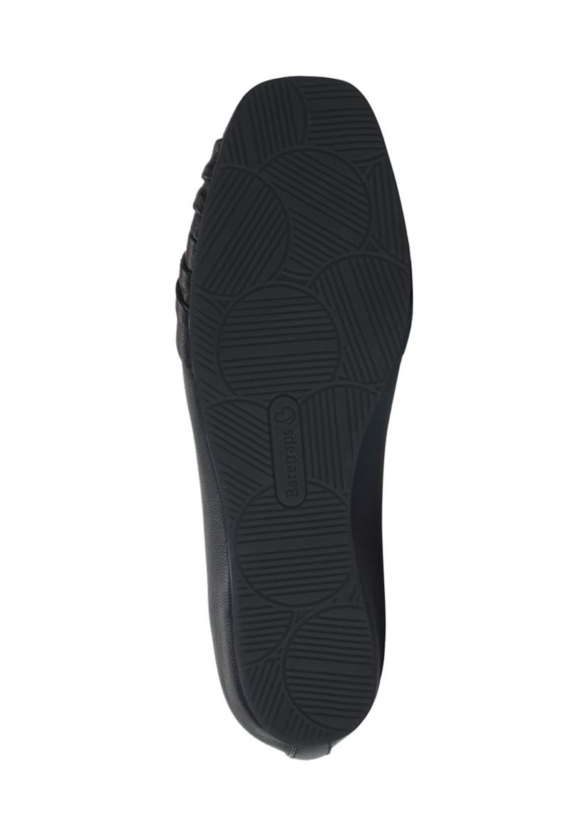 Chainey Casual Flats