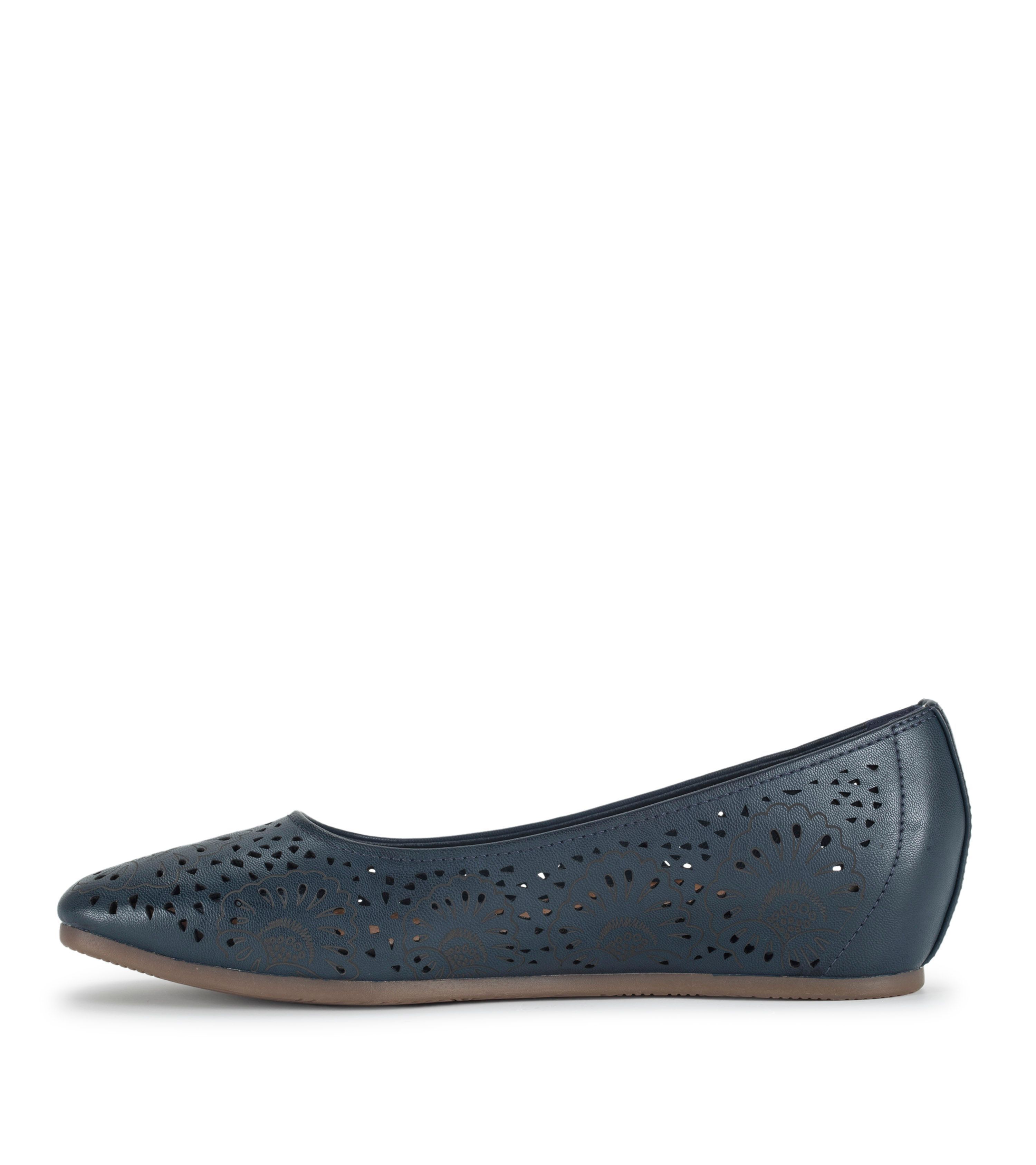 Chika Casual Flat
