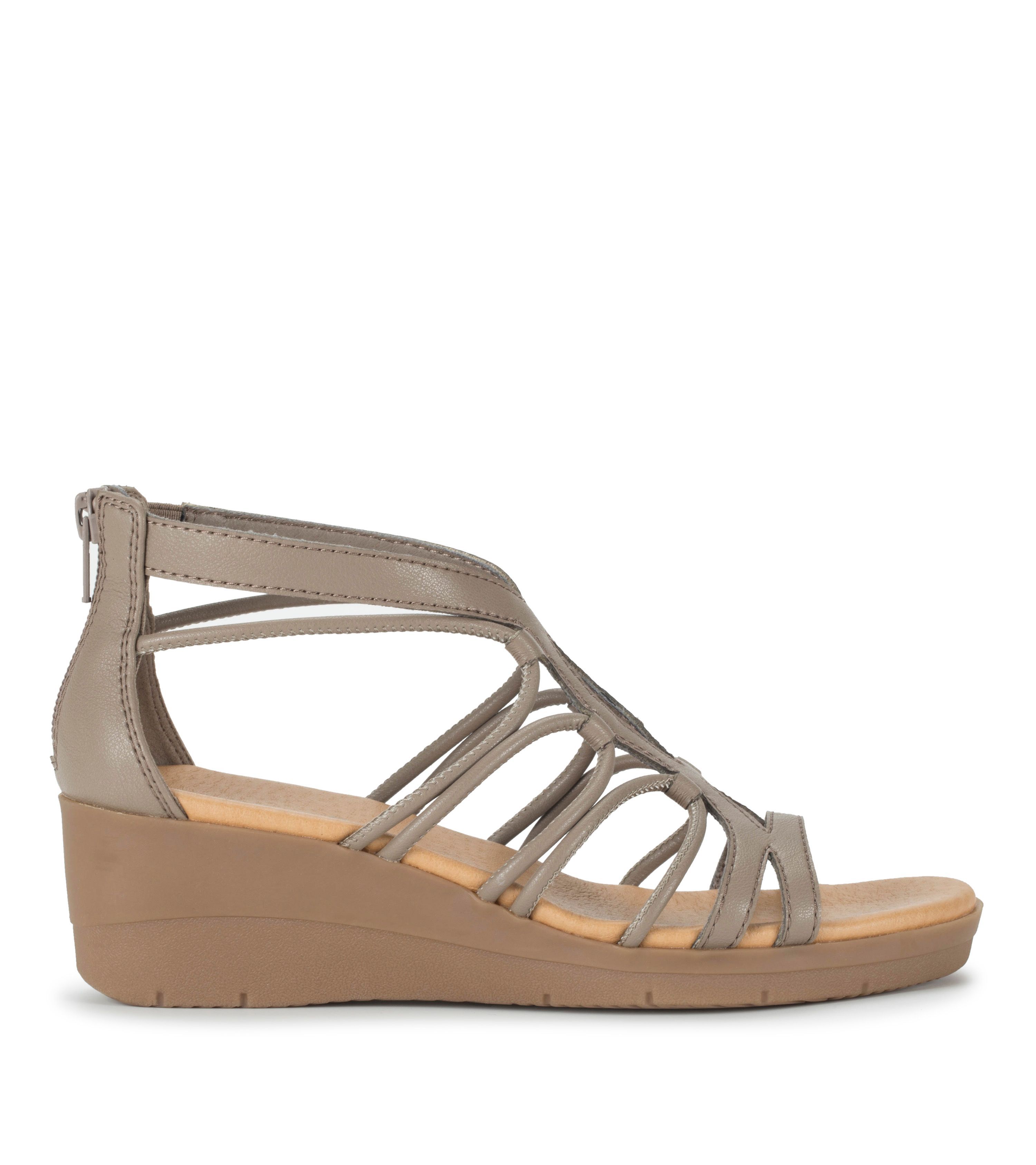 Kitra Wedge Sandal